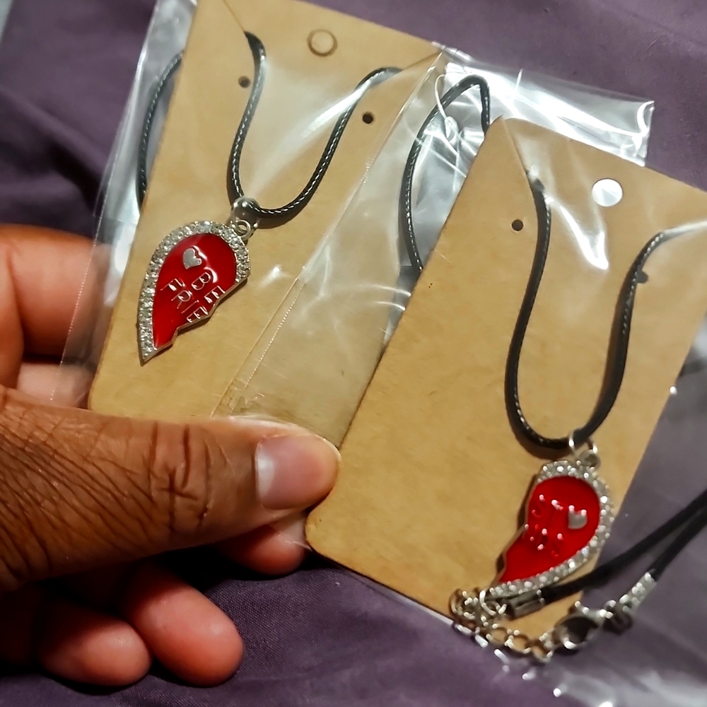 BEST FRIEND NECKLACES